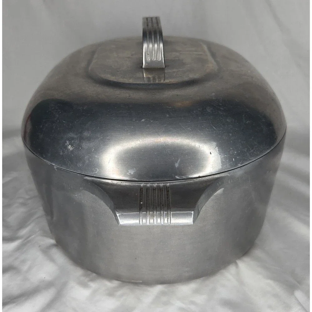 Wagner Ware/Magnalite vintage wagner